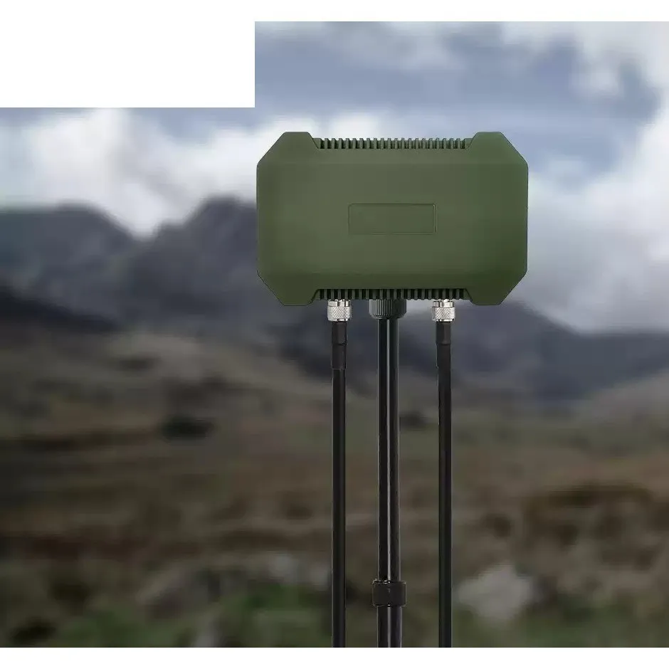 ROC-4 2.4G 5.8G 10W 8000mAh Drone Signal Booster N-Type Antenna Kit high quality ROC-4 2.4G 5.8G 10W 8000mAh Drone Signal Booster N-Type Antenna Kit high quality
